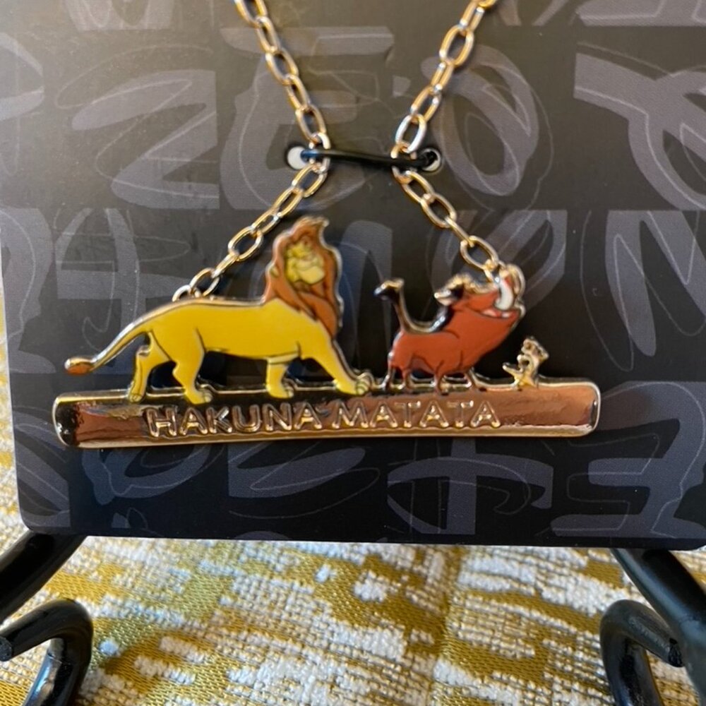 Disney The Lion King Characters Hakuna Matata Bar Necklace - Picture 7 of 7